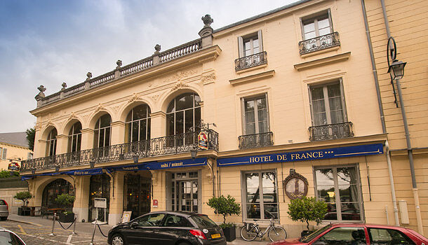 Hotel Les Lumieres Versailles Esterno foto